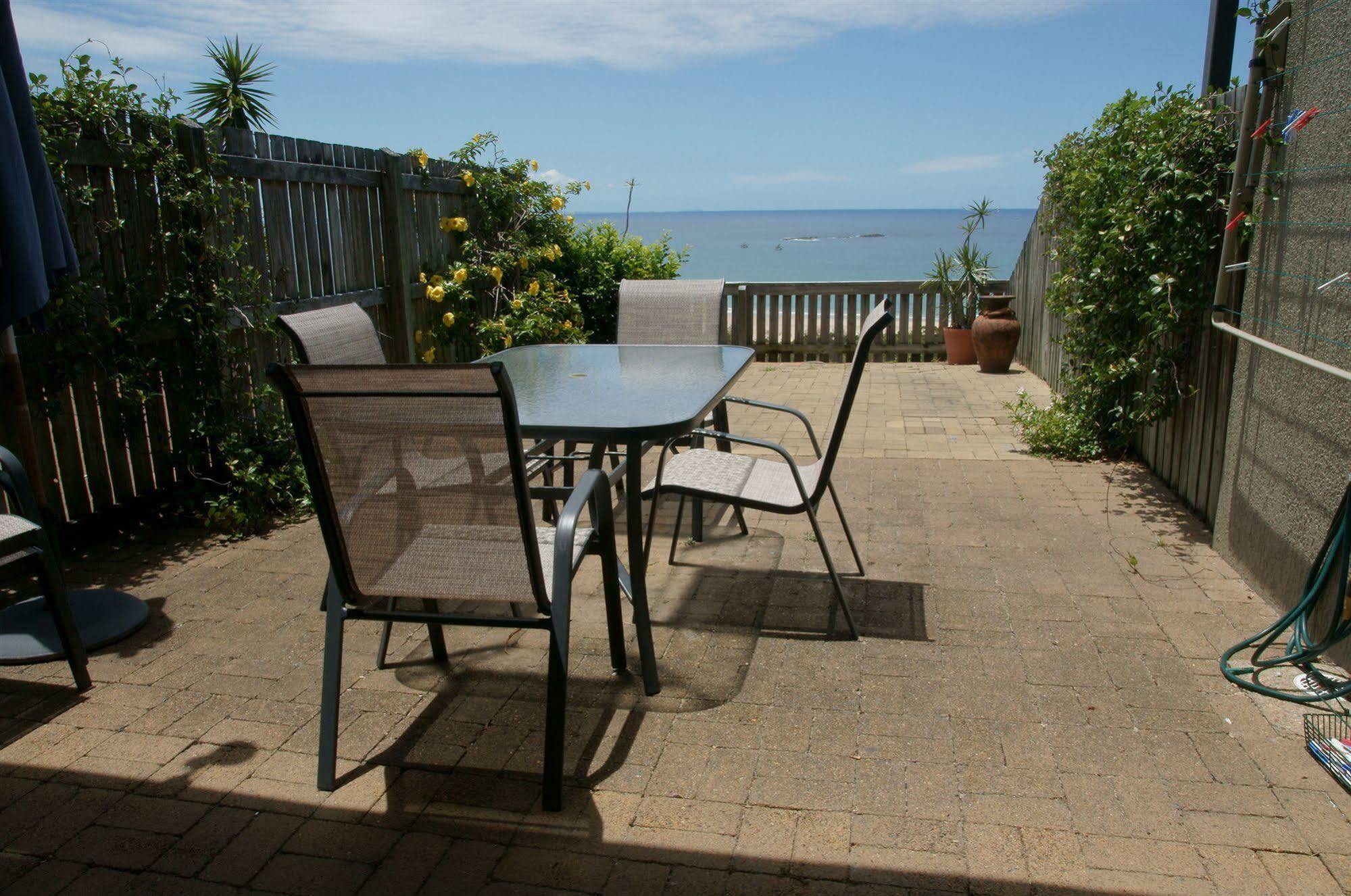 Pandanus Palms Holiday Resort Point Lookout Exterior photo